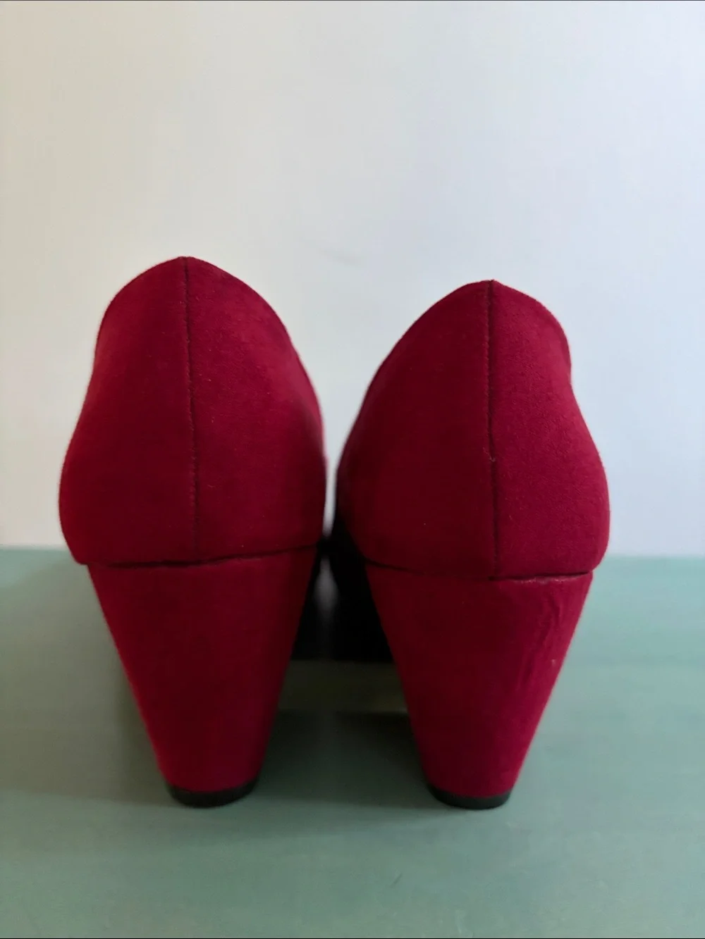 CL by Laundry Deep Red  Suede Wedge Pumps 7 / 7.5